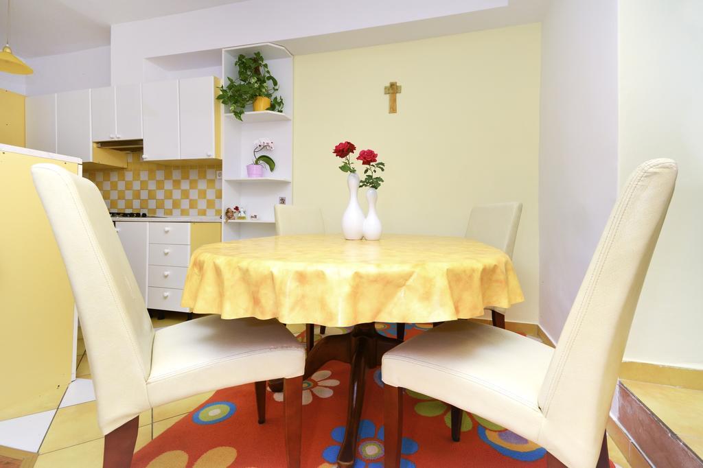 Apartmani Mira Drasnice Exteriör bild