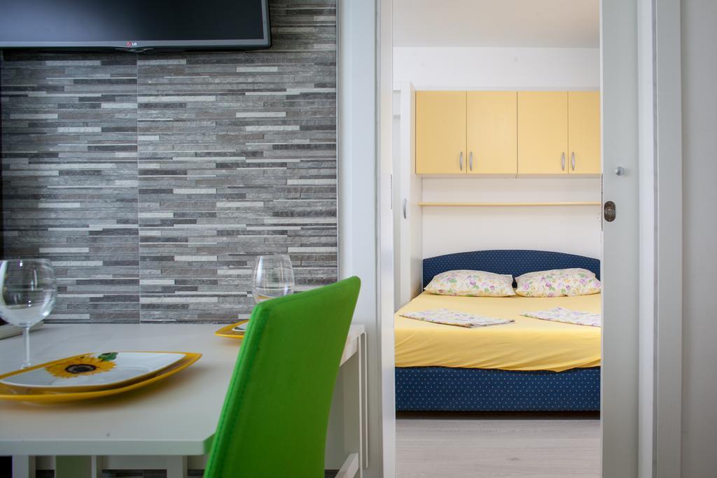 Apartmani Mira Drasnice Exteriör bild